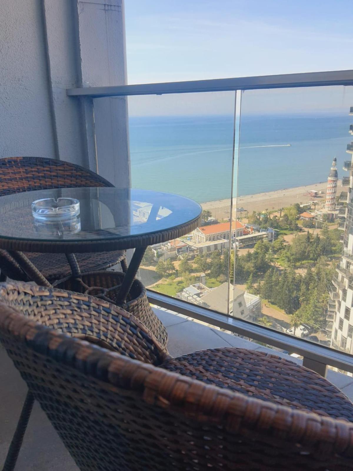 Orbi Luxury Apartments Batumi Luaran gambar
